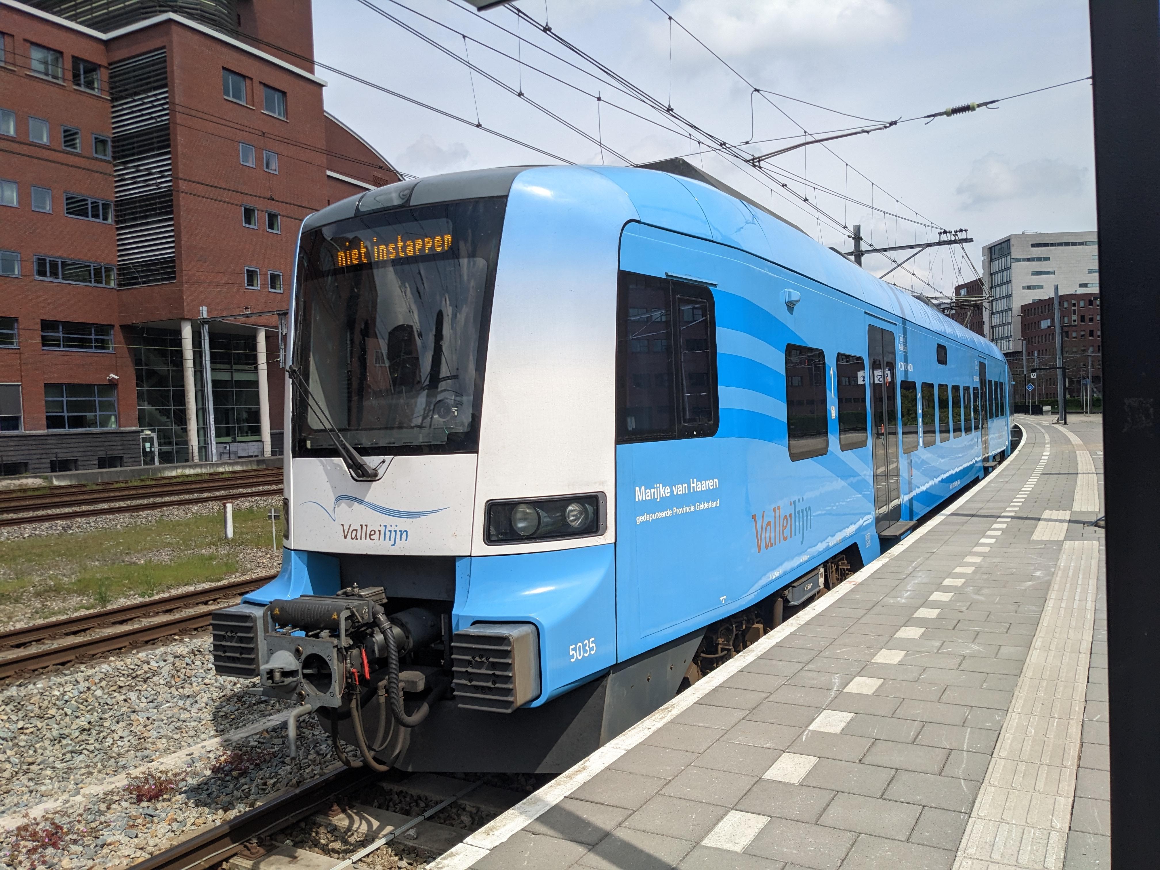 Protos Train The FTD Protos on the Valleilijn